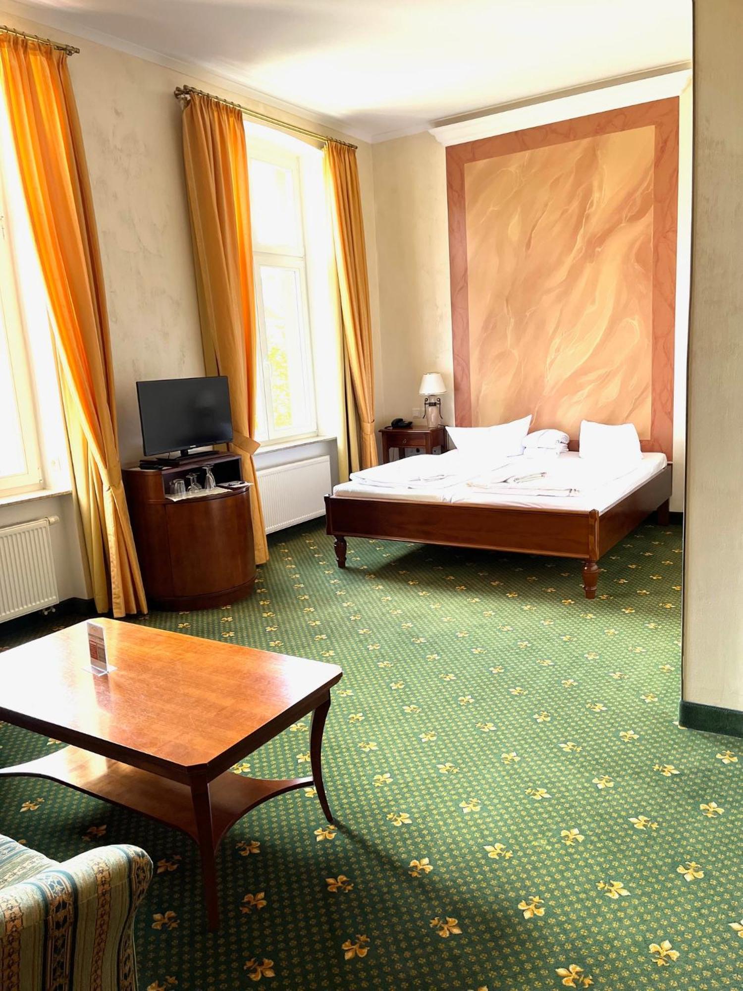 Waren Mueritz Hotel Harmonie 外观 照片